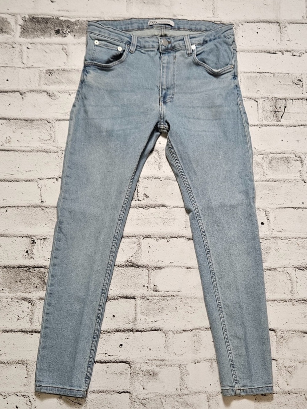 ZARA Light Wash Jeans High Rise Straight Leg Women’s Size 32